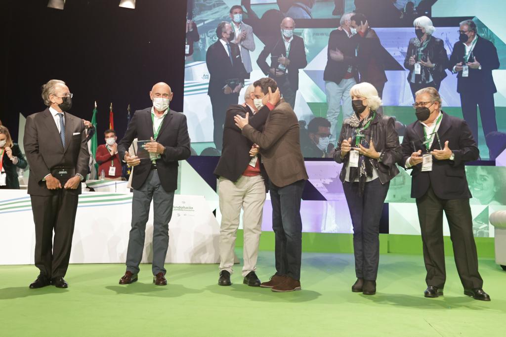 Ambiente en el congreso del PP andaluz en el Palacio de Congresoos