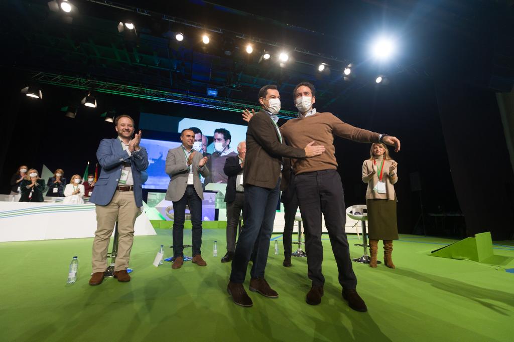 Ambiente en el congreso del PP andaluz en el Palacio de Congresoos