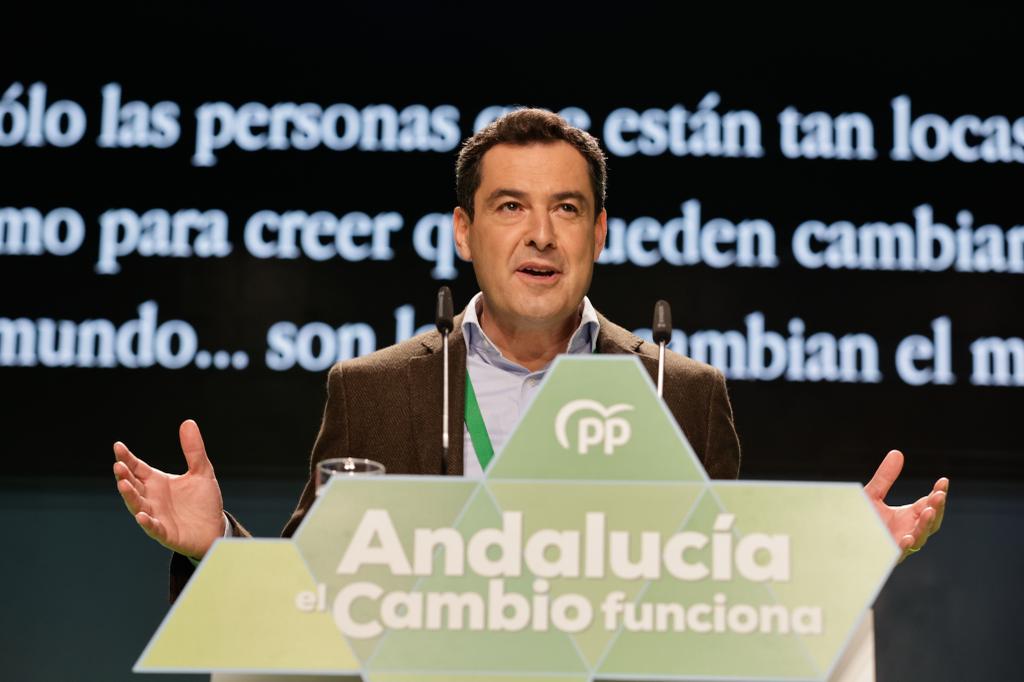 Ambiente en el congreso del PP andaluz en el Palacio de Congresoos