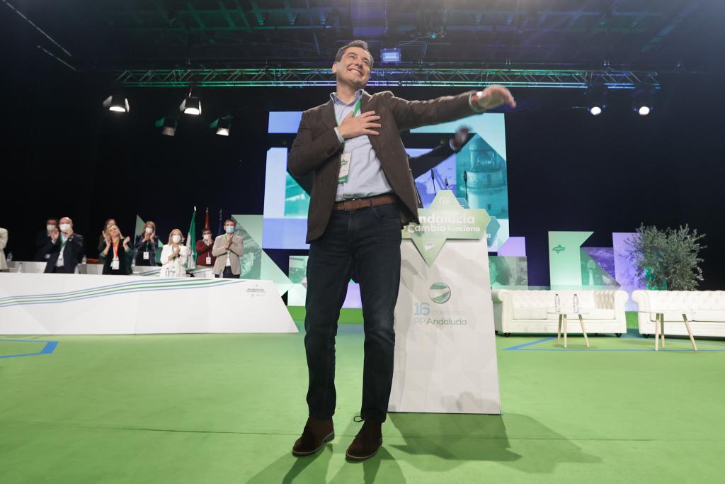 Ambiente en el congreso del PP andaluz en el Palacio de Congresoos