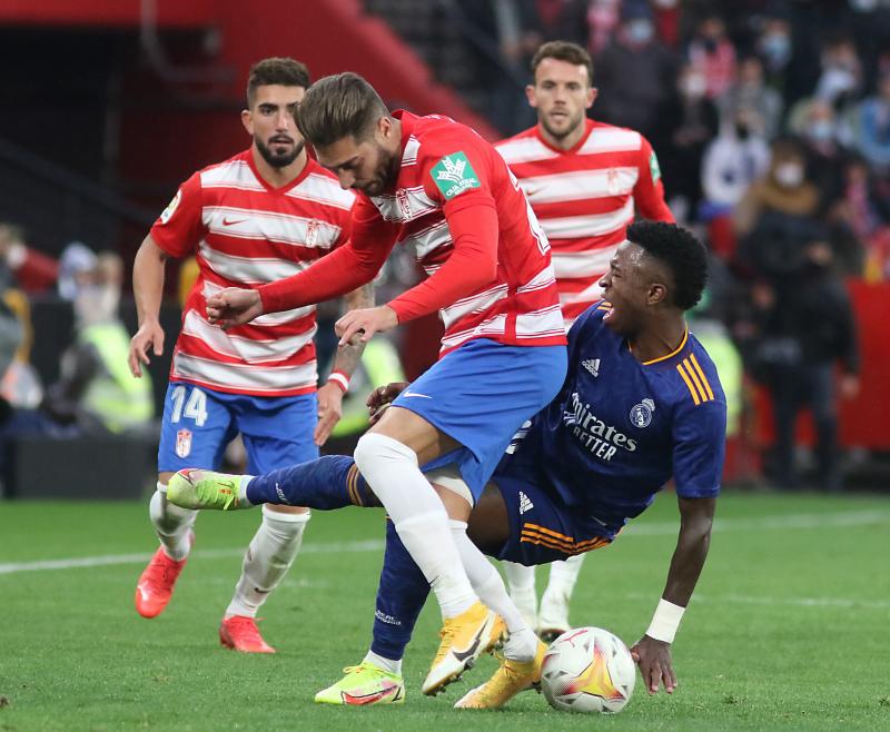 Las imágenes de la victoria del Real Madrid en Los Cármenes