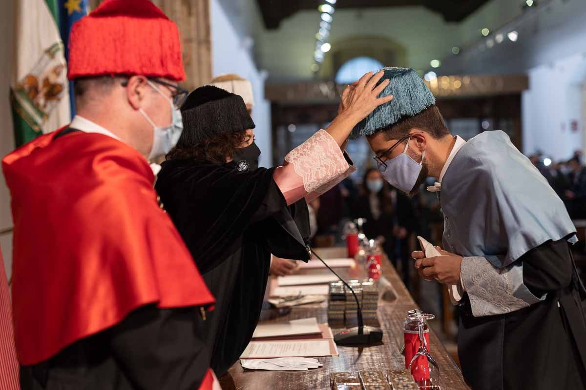 La UGR celebra el acto de investidura de sus nuevos doctores.