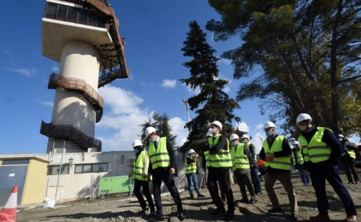Visita a las obras de ampliación del aeropuerto Federico García Lorc. 