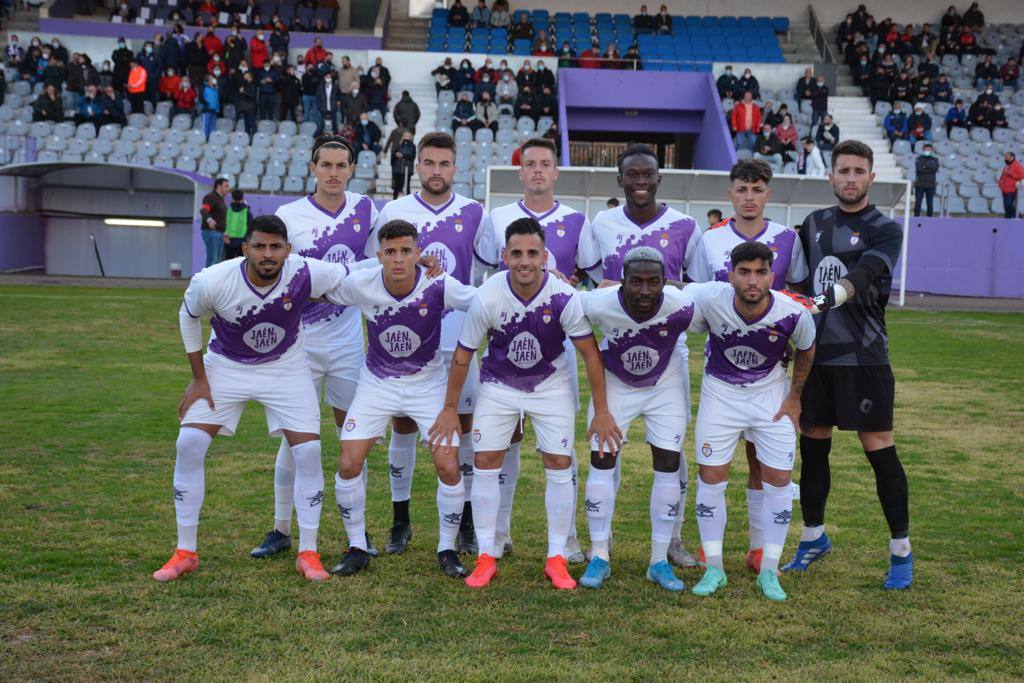 Foto oficial del Real Jaén antes de un partido.