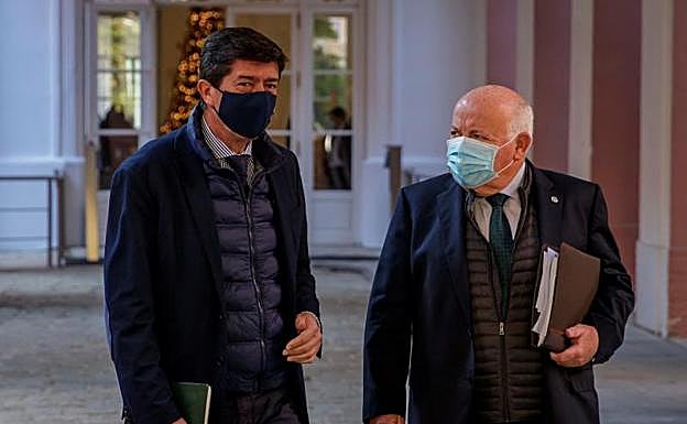 La Junta podría subir a nivel 1 a varios territorios en Andalucía este miércoles y vacunará a los niños en diciembre