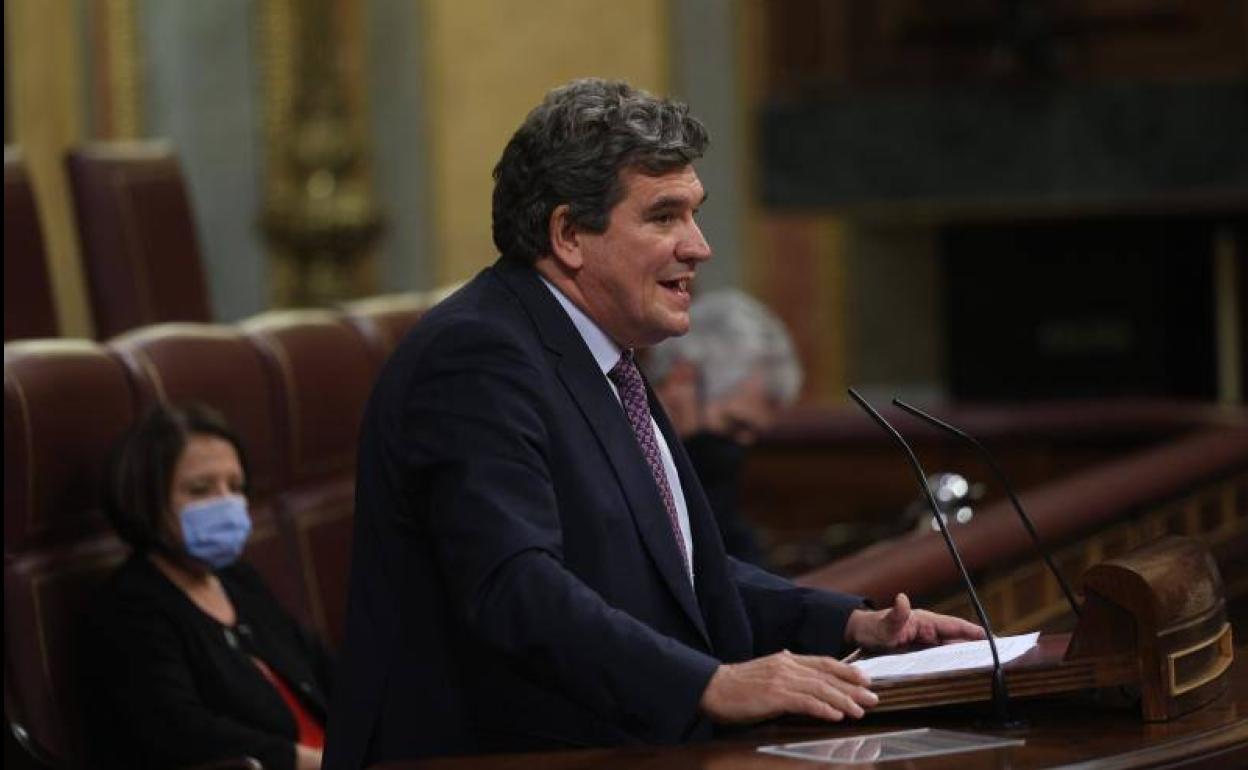 El ministro de Seguridad Social, José Luis Escrivá, este jueves en el Congreso. 