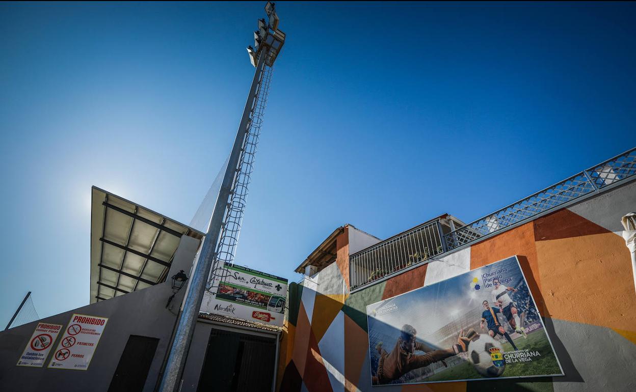 El sistema de iluminación del campo de fútbol Frascuelo de Churriana de la Vega será más eficiente. 