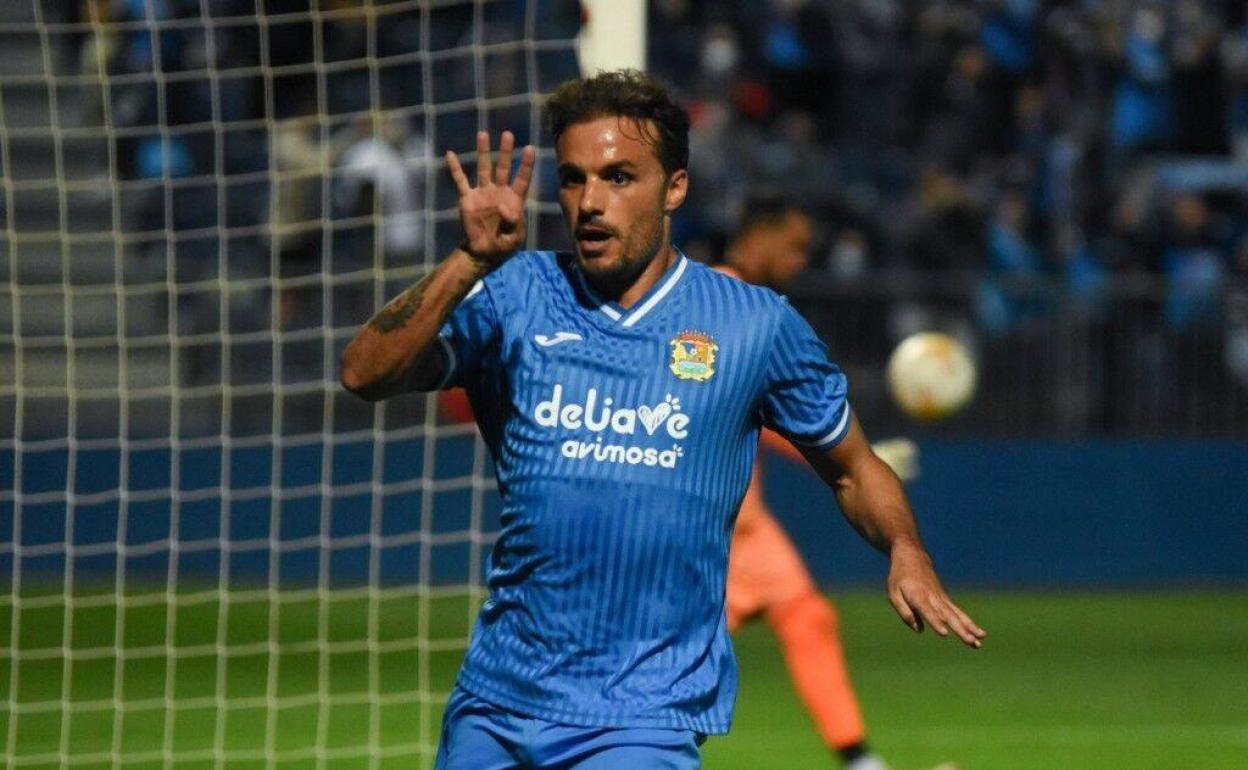 El 'Fuenla' no ve la portería contraria