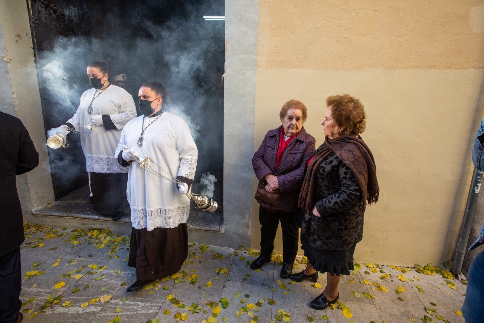 Fotos: Salida extraordinaria de la Virgen de la Encarnación de Granada