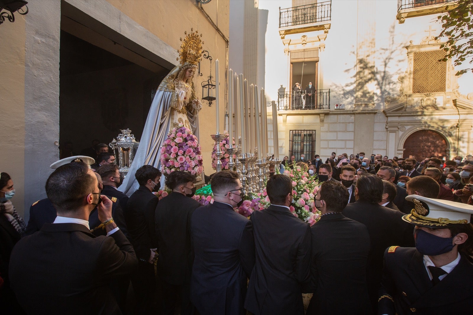 Fotos: Salida extraordinaria de la Virgen de la Encarnación de Granada