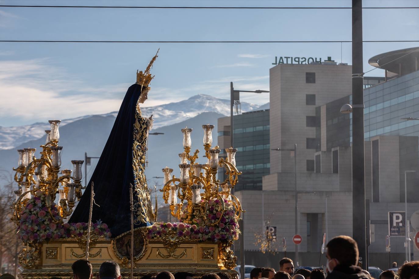 Fotos: Las imágenes de la salida extraordinaria de la Virgen de la Salud