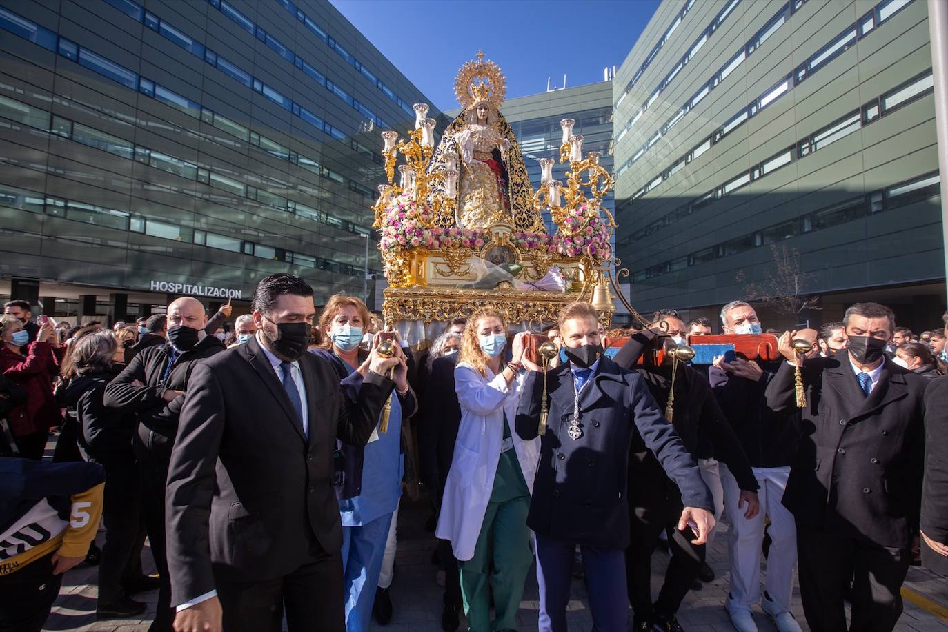 Fotos: Las imágenes de la salida extraordinaria de la Virgen de la Salud