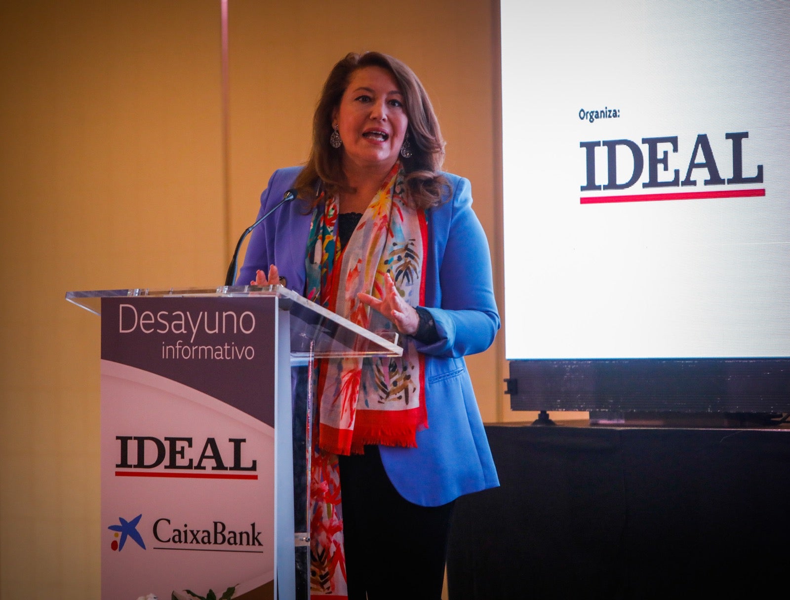 La consejera de Agricultura ha abordado este viernes los retos del sector agrícola en Granada y Andalucía