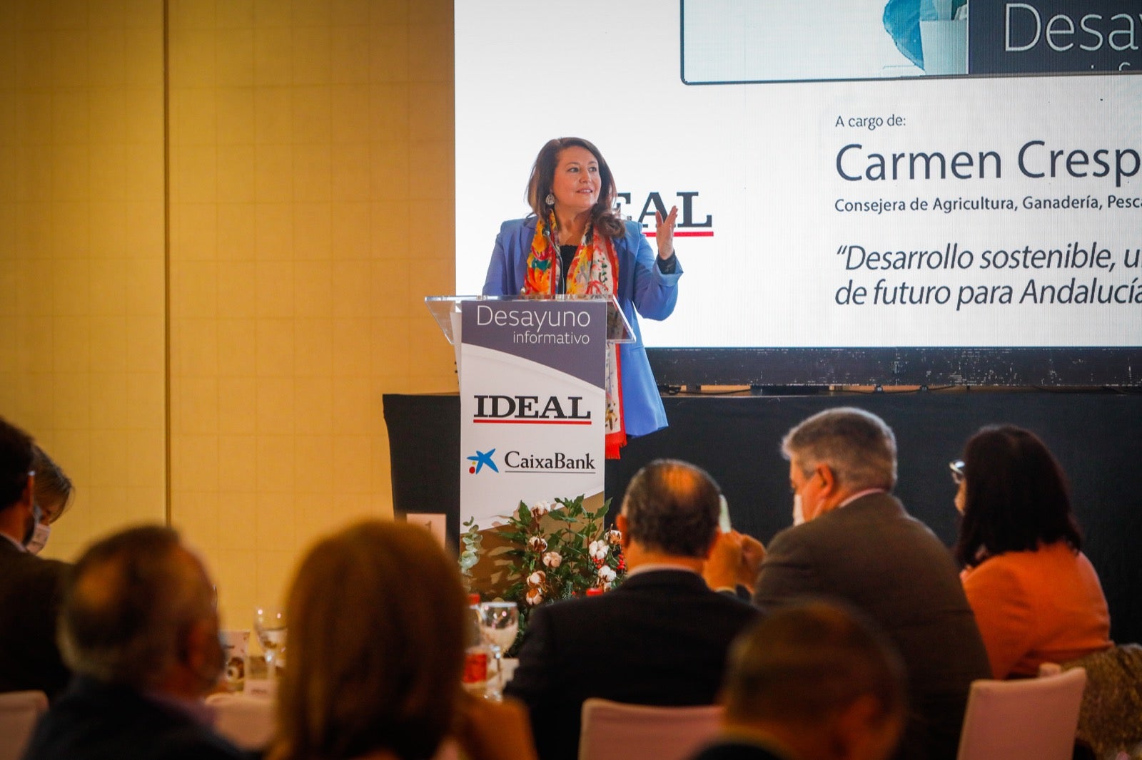 La consejera de Agricultura ha abordado este viernes los retos del sector agrícola en Granada y Andalucía