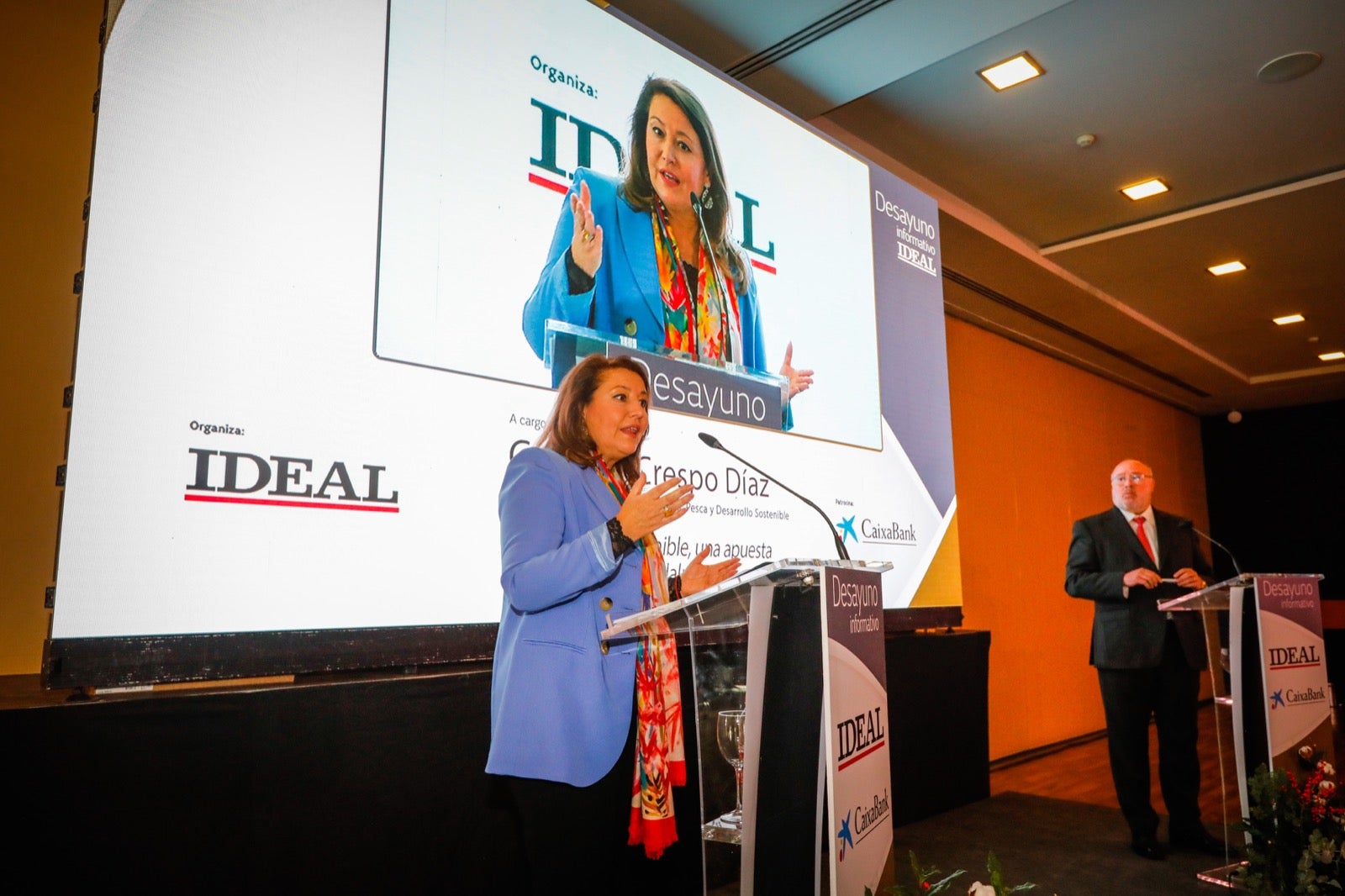 La consejera de Agricultura ha abordado este viernes los retos del sector agrícola en Granada y Andalucía