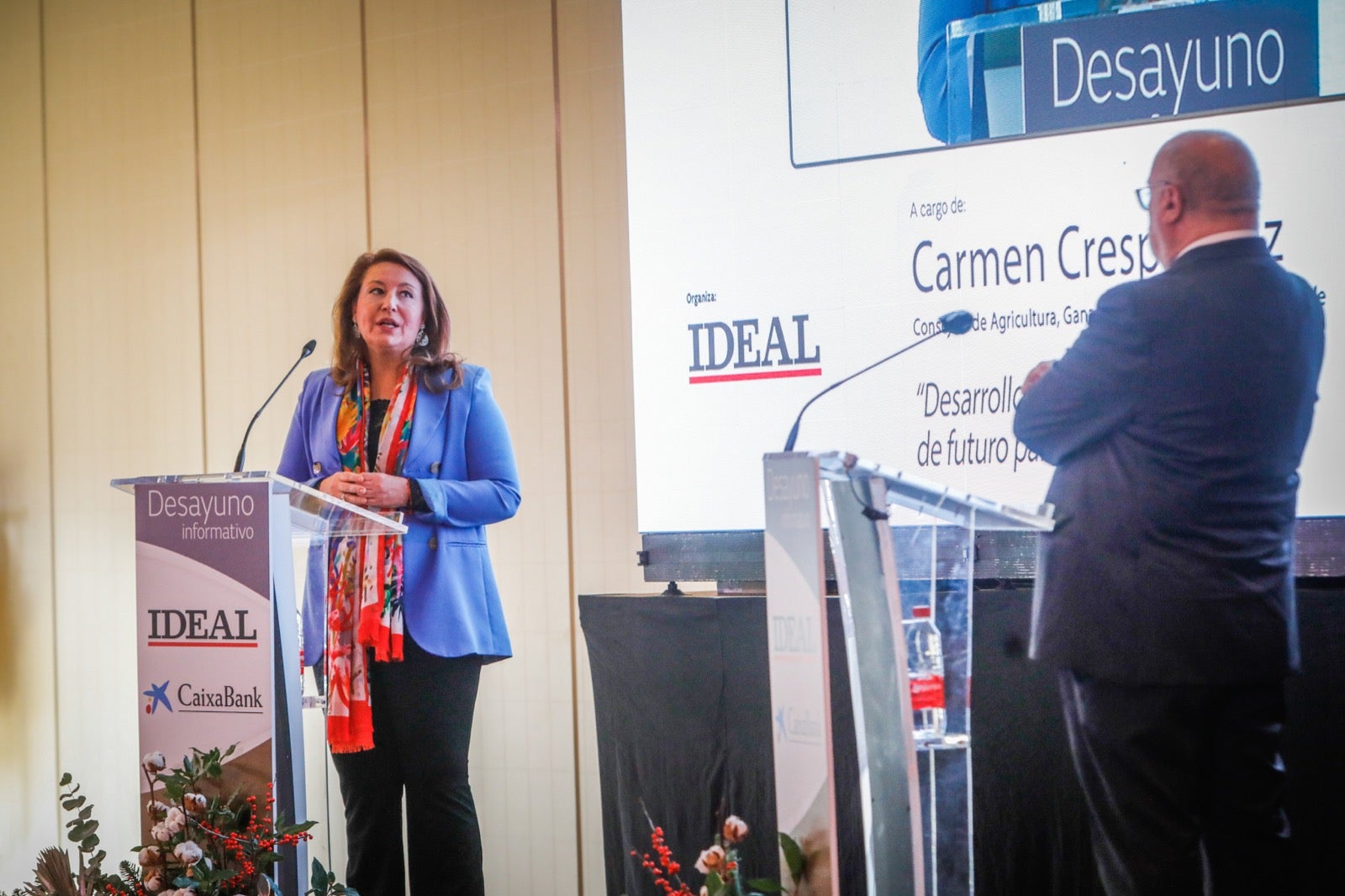 La consejera de Agricultura ha abordado este viernes los retos del sector agrícola en Granada y Andalucía