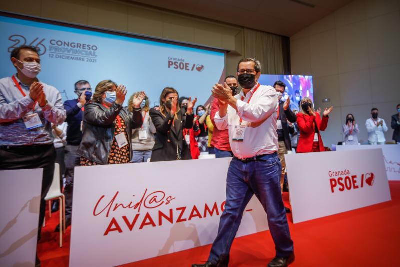 José Entrena recibe el apoyo del PSOE granadino en el congreso provincial