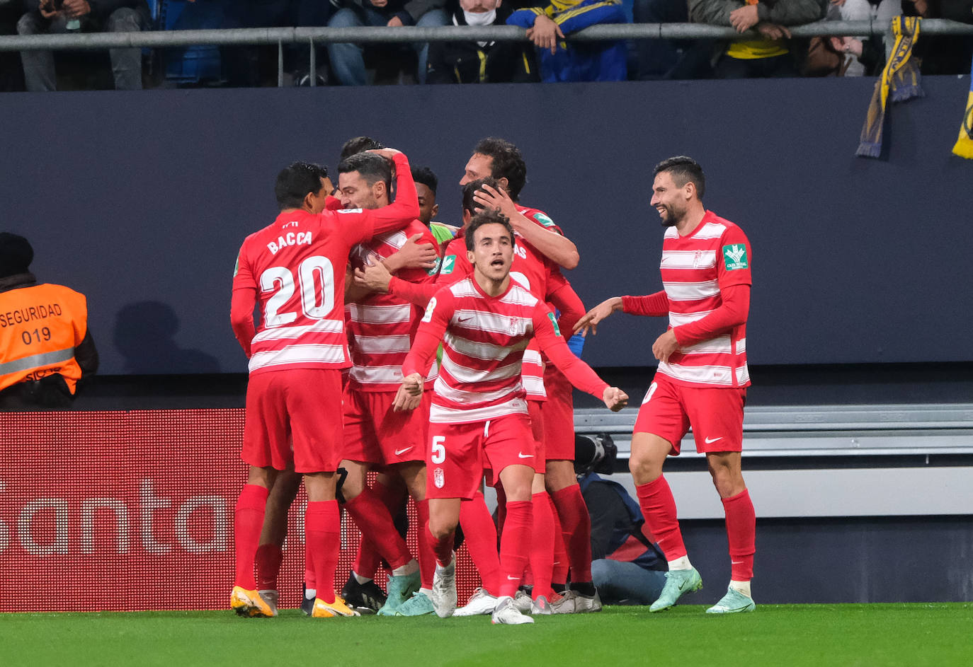 Fotos: Las mejores imágenes del Cádiz-Granada