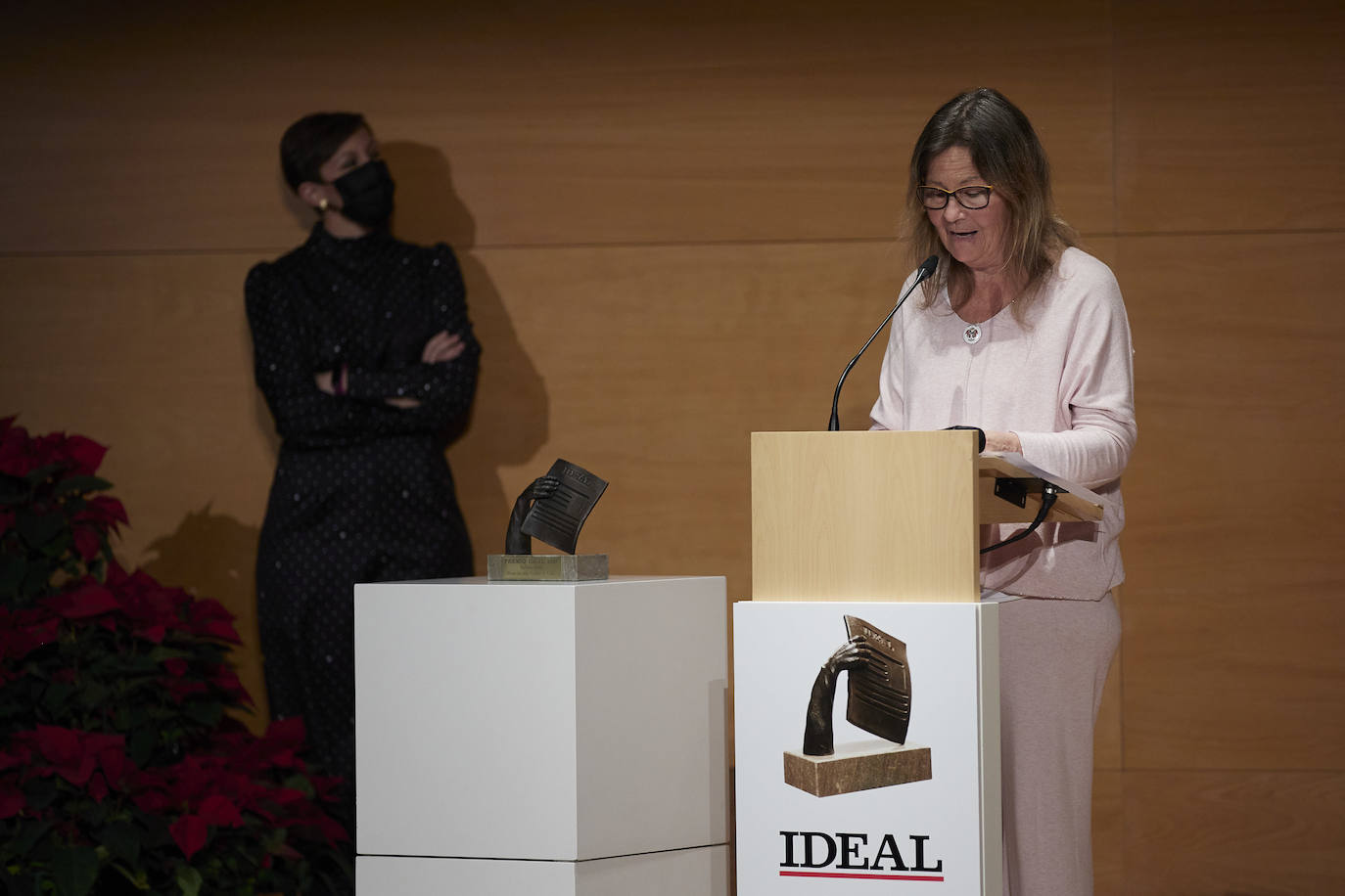 Homenajeados, autoridades e invitados en la gala de entrega de los Premios Ideales 2021.