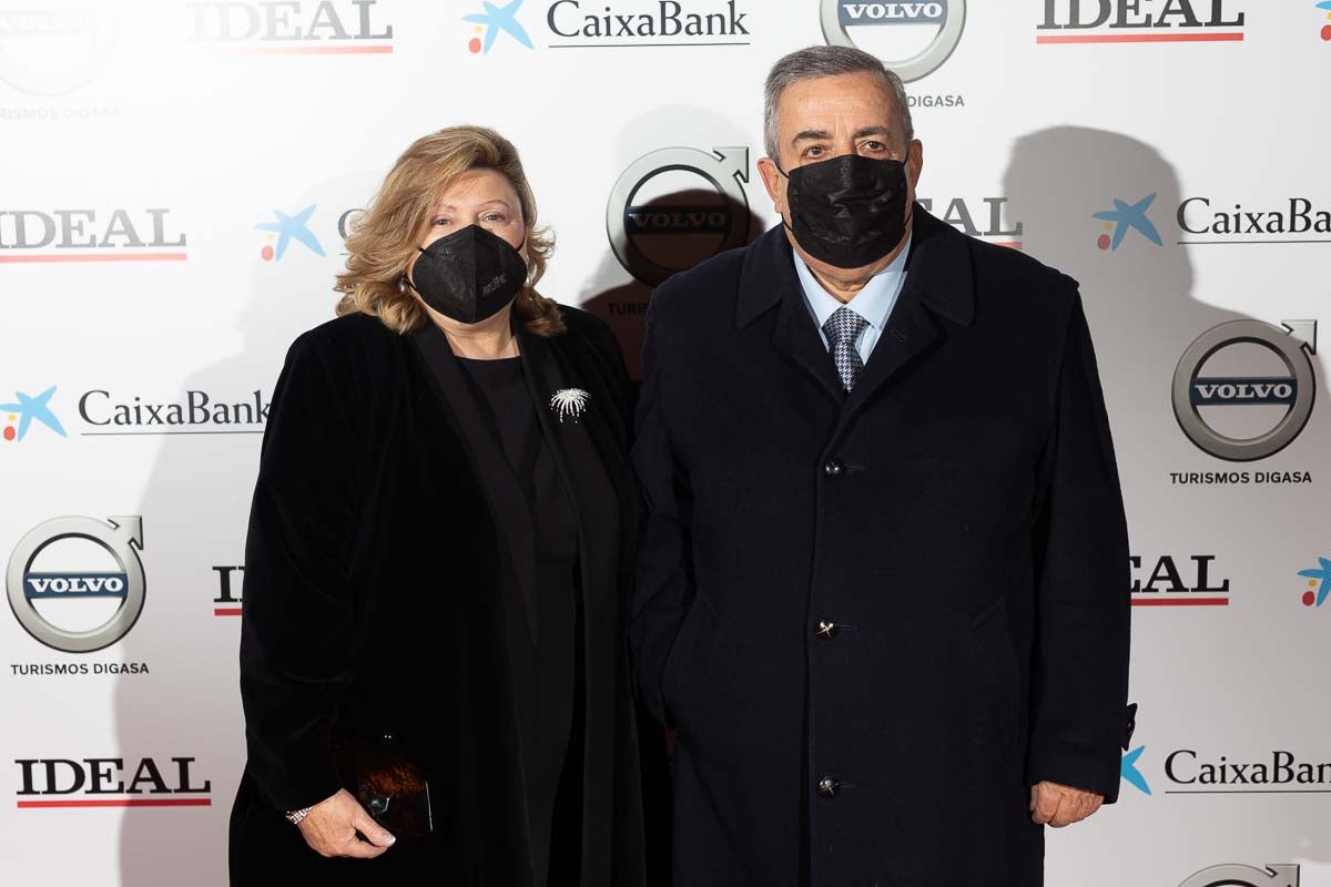 Homenajeados, autoridades e invitados en la gala de entrega de los Premios Ideales 2021.