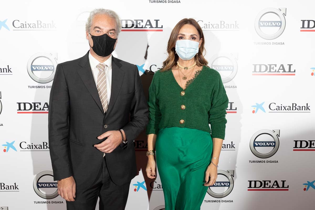 Homenajeados, autoridades e invitados en la gala de entrega de los Premios Ideales 2021.