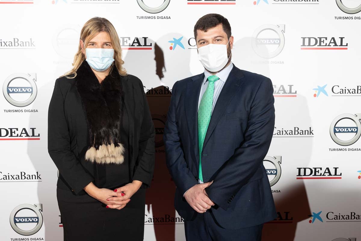 Homenajeados, autoridades e invitados en la gala de entrega de los Premios Ideales 2021.