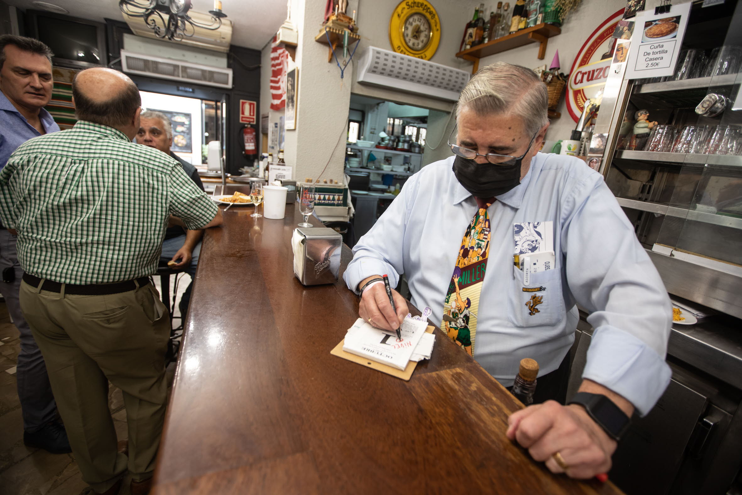 La multa de Hacienda a los autónomos por guardar dinero en efectivo en casa