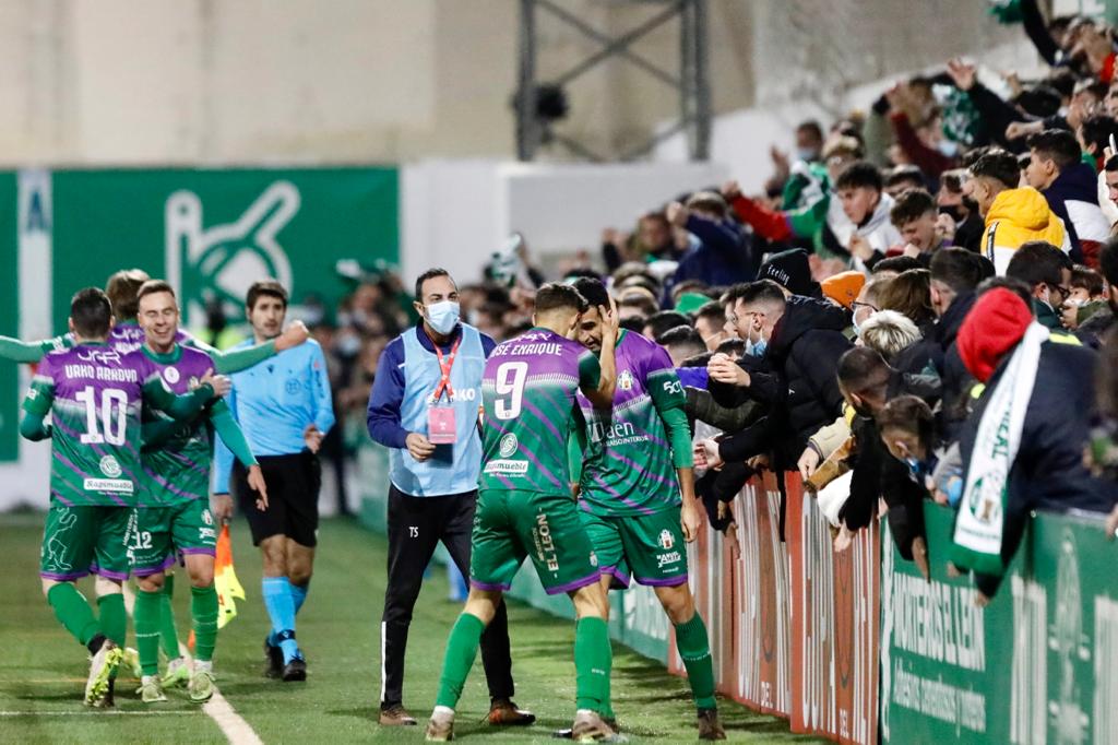 Fotos: Las mejores imágenes del Mancha Real-Granada