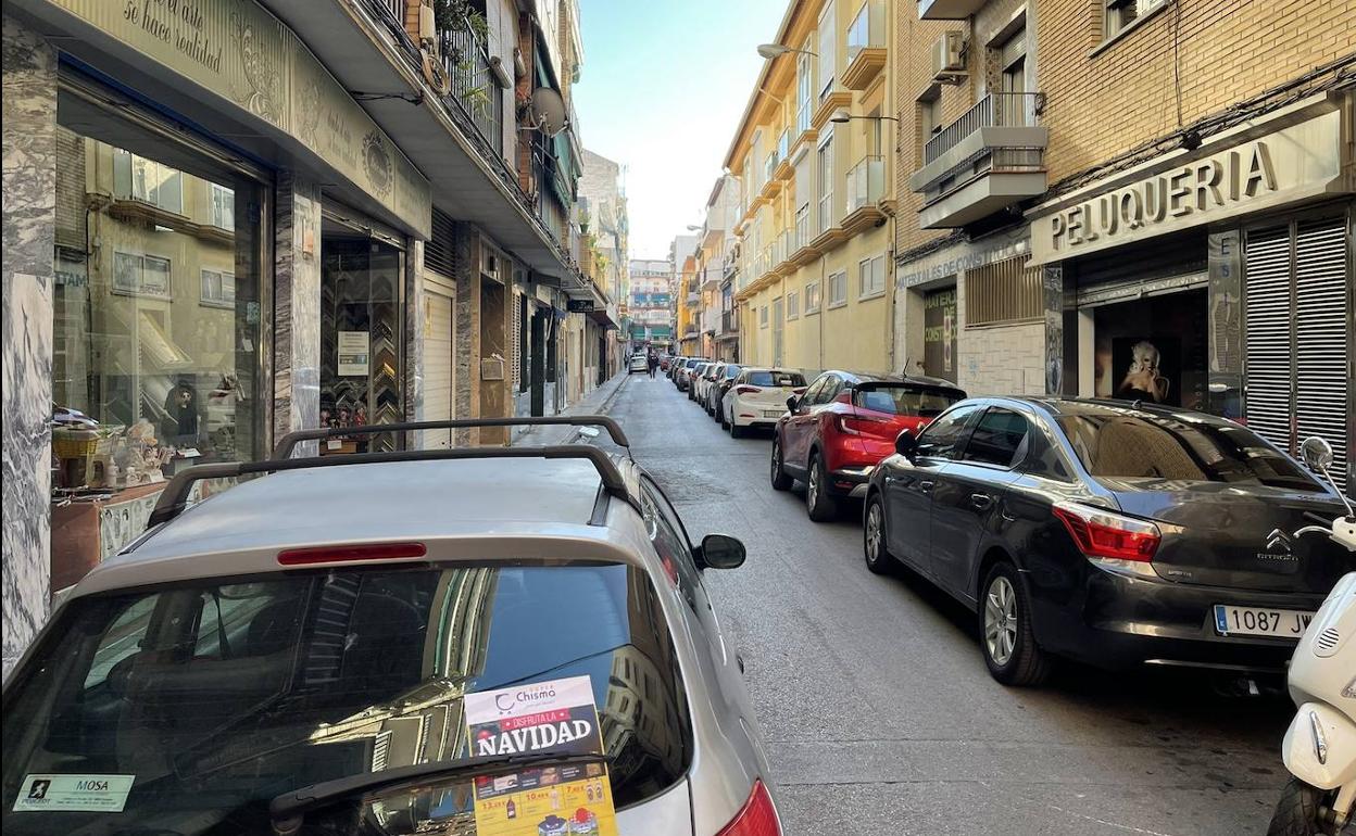 Cuatro vehículos se encontraban mal estacionados. 