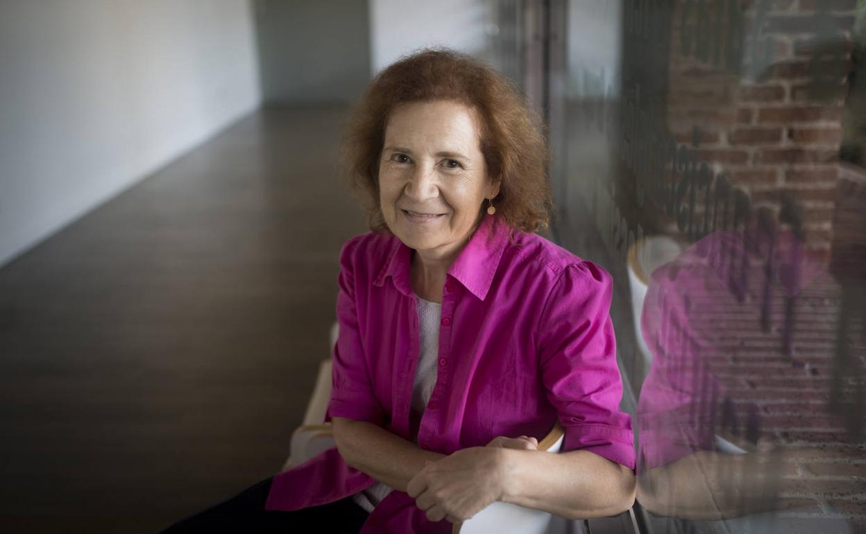 Margarita del Val, investigadora del CSIC, en el Centro de Biología Molecular Severo Ochoa. 