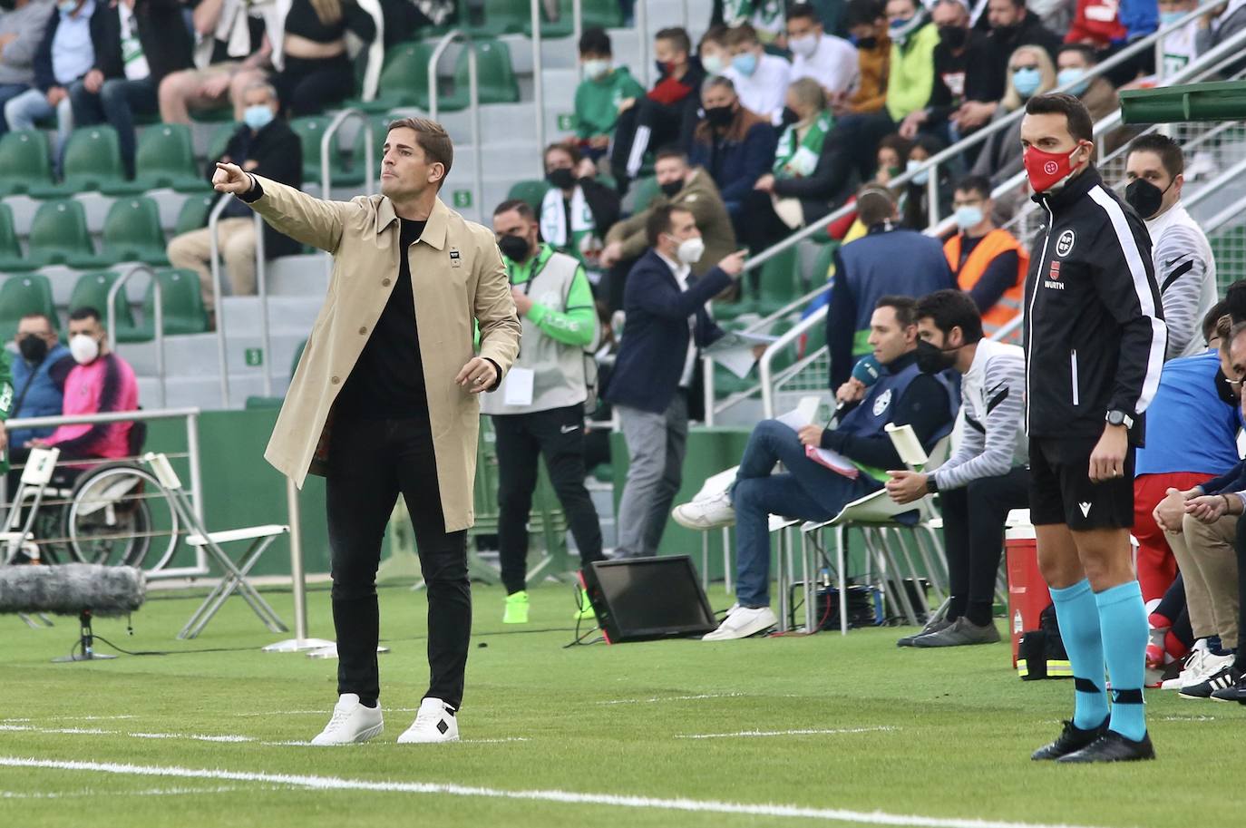 Las imágenes del partido entyre Elche y Granada