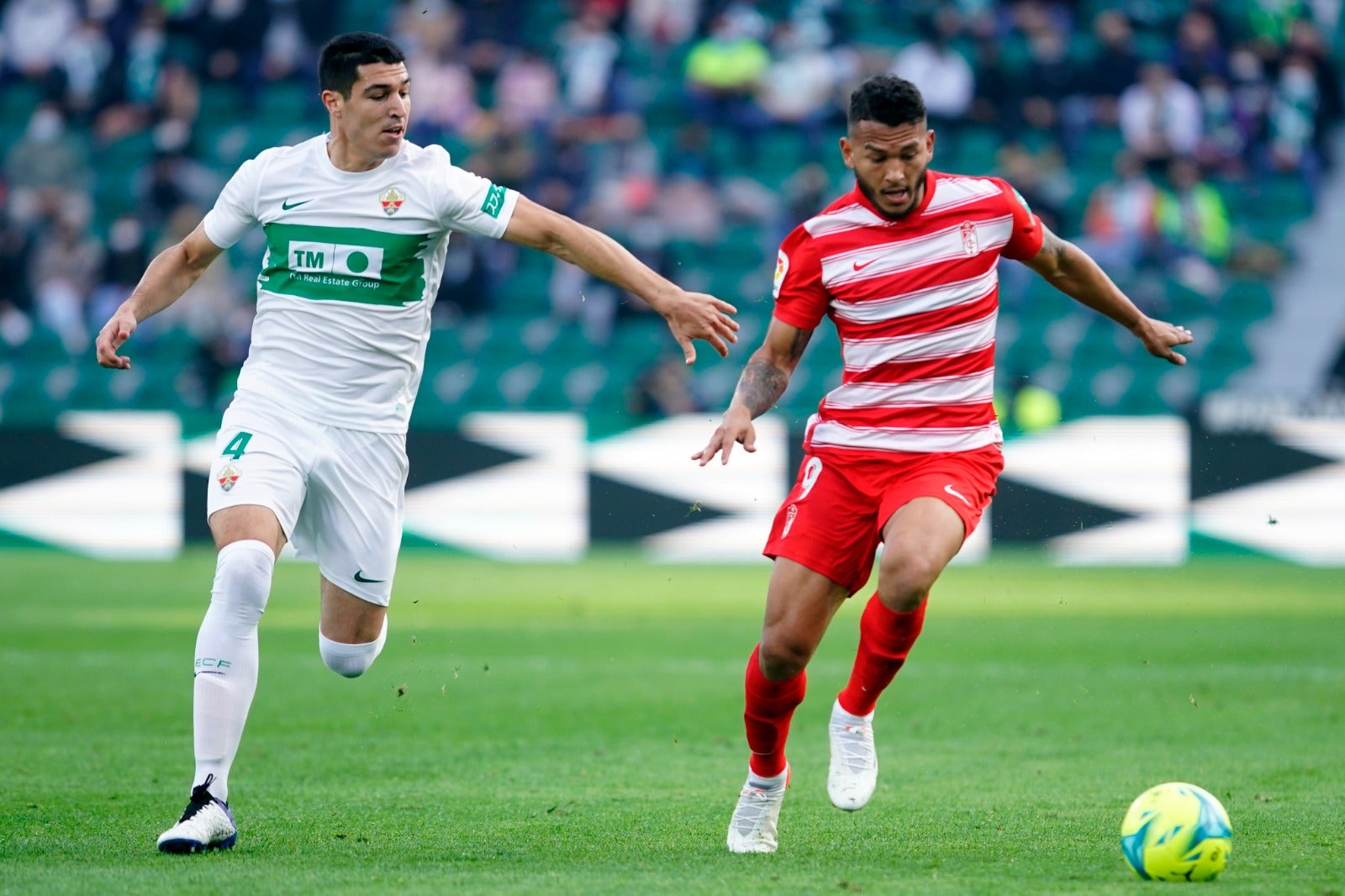 Las imágenes del partido entyre Elche y Granada