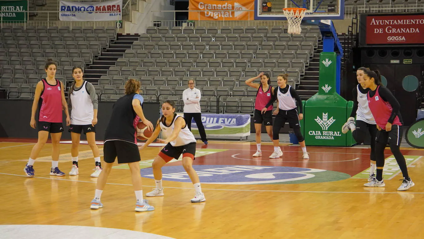 Un entrenamiento del Manuela Fundación Raca en el Palacio.