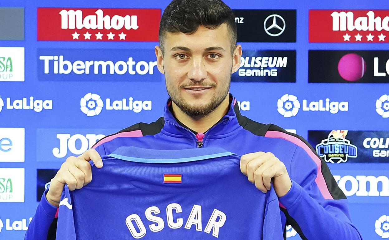 Óscar Rodríguez, presentado como jugador del Getafe.