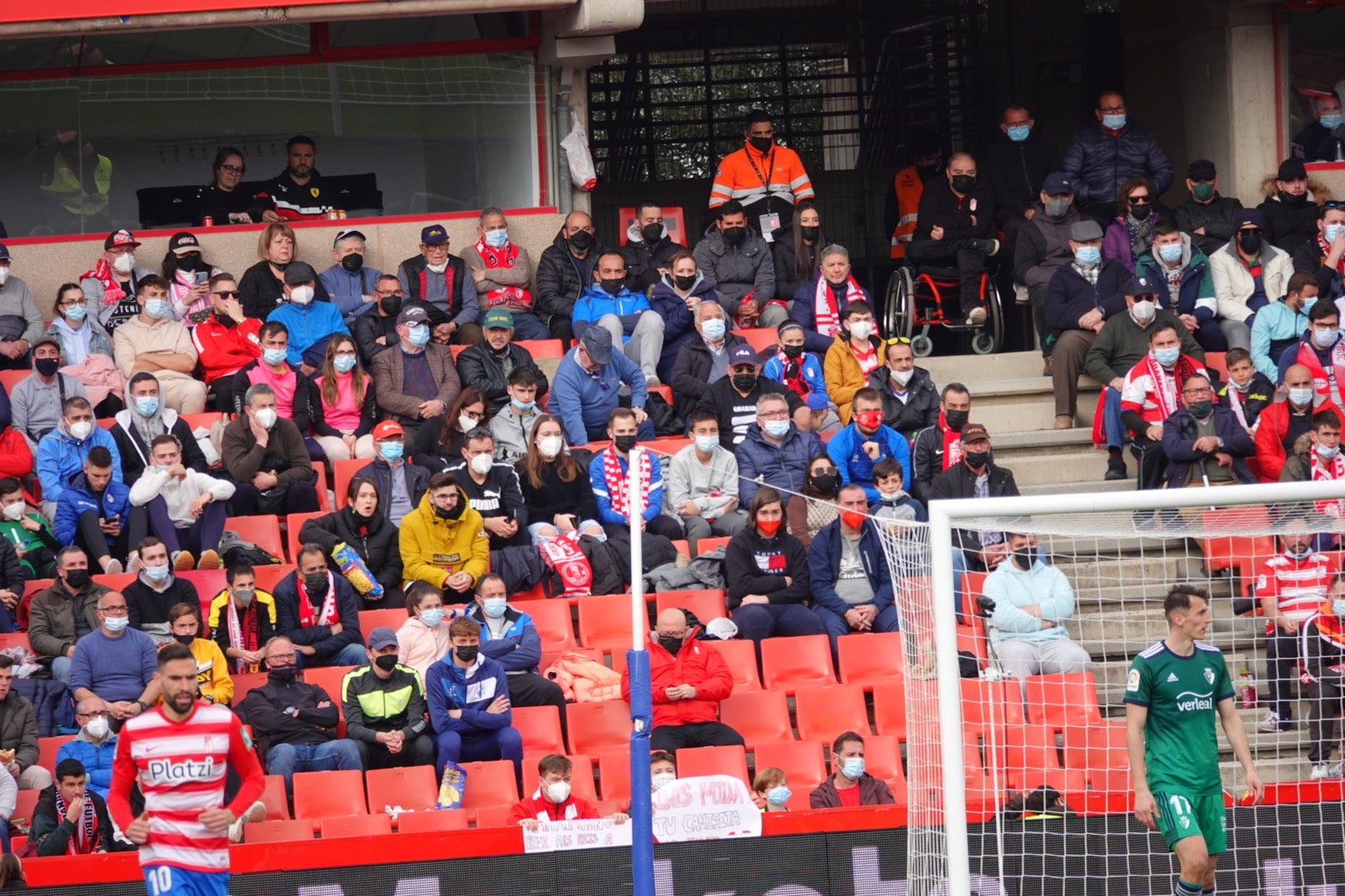 ¿Has estado en el partido entre Granada y Osasuna? Aquí puedes verte en tu localidad