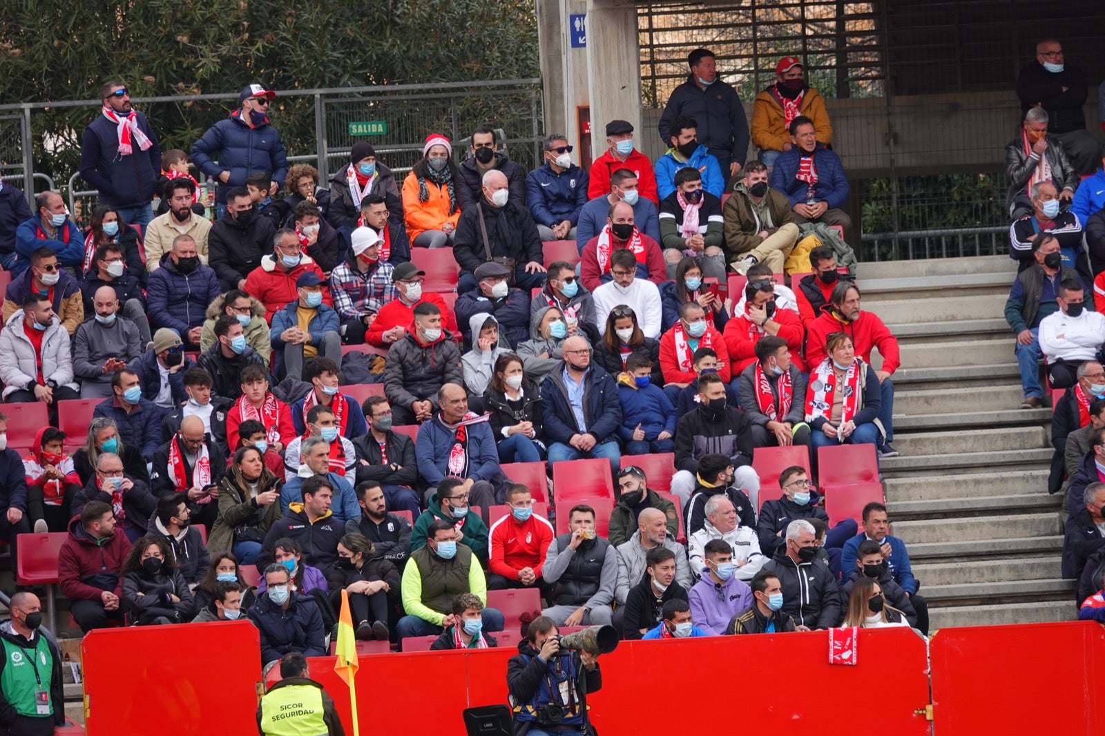 ¿Has estado en el partido entre Granada y Osasuna? Aquí puedes verte en tu localidad