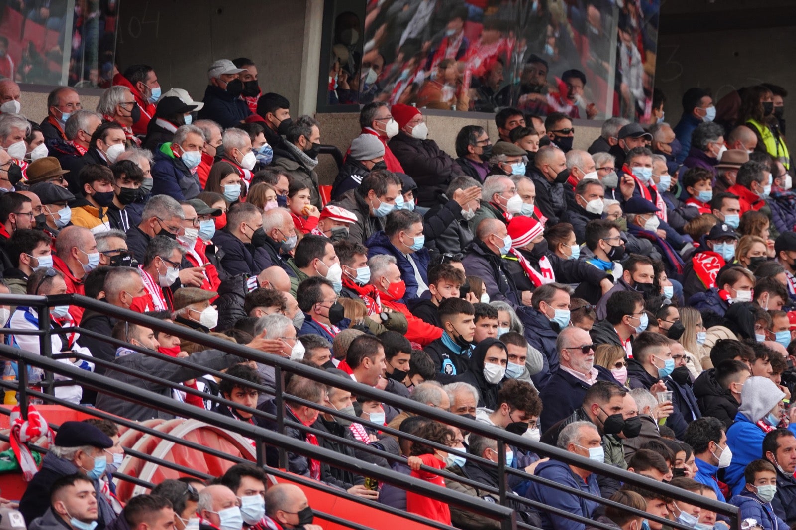 ¿Has estado en el partido entre Granada y Osasuna? Aquí puedes verte en tu localidad