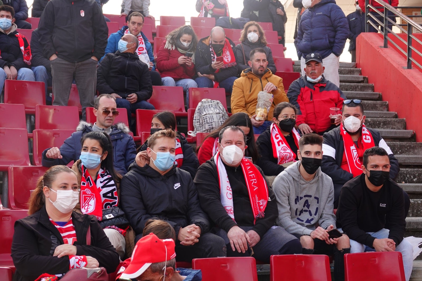 ¿Has estado en el partido entre Granada y Osasuna? Aquí puedes verte en tu localidad