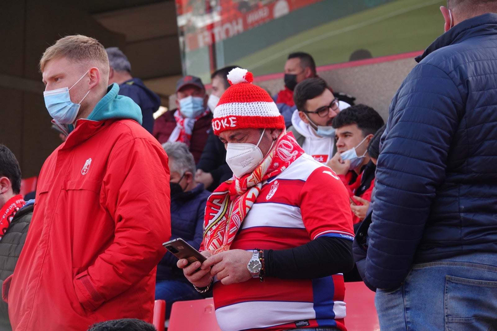 ¿Has estado en el partido entre Granada y Osasuna? Aquí puedes verte en tu localidad
