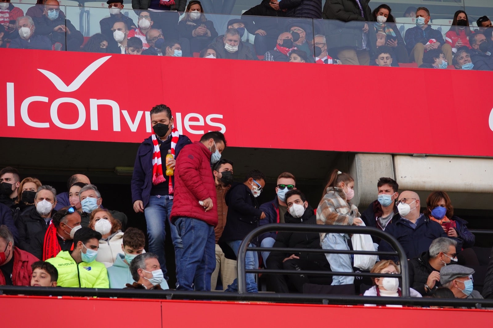 ¿Has estado en el partido entre Granada y Osasuna? Aquí puedes verte en tu localidad