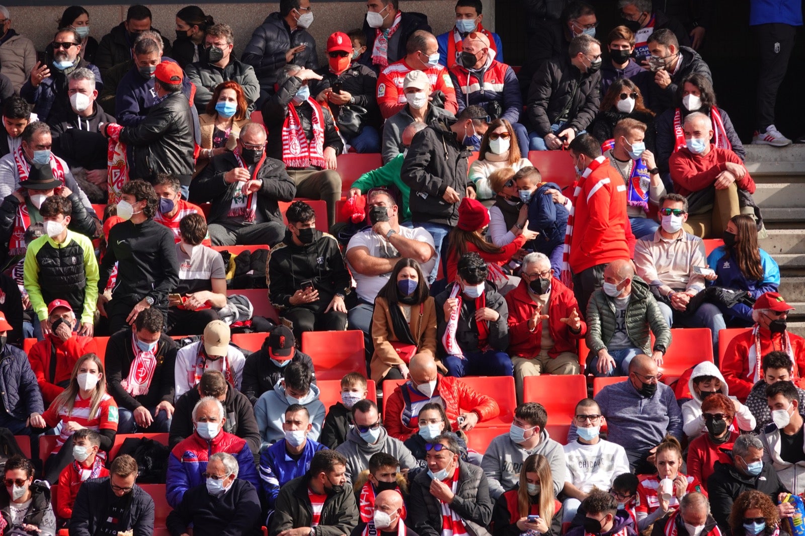 ¿Has estado en el partido entre Granada y Osasuna? Aquí puedes verte en tu localidad