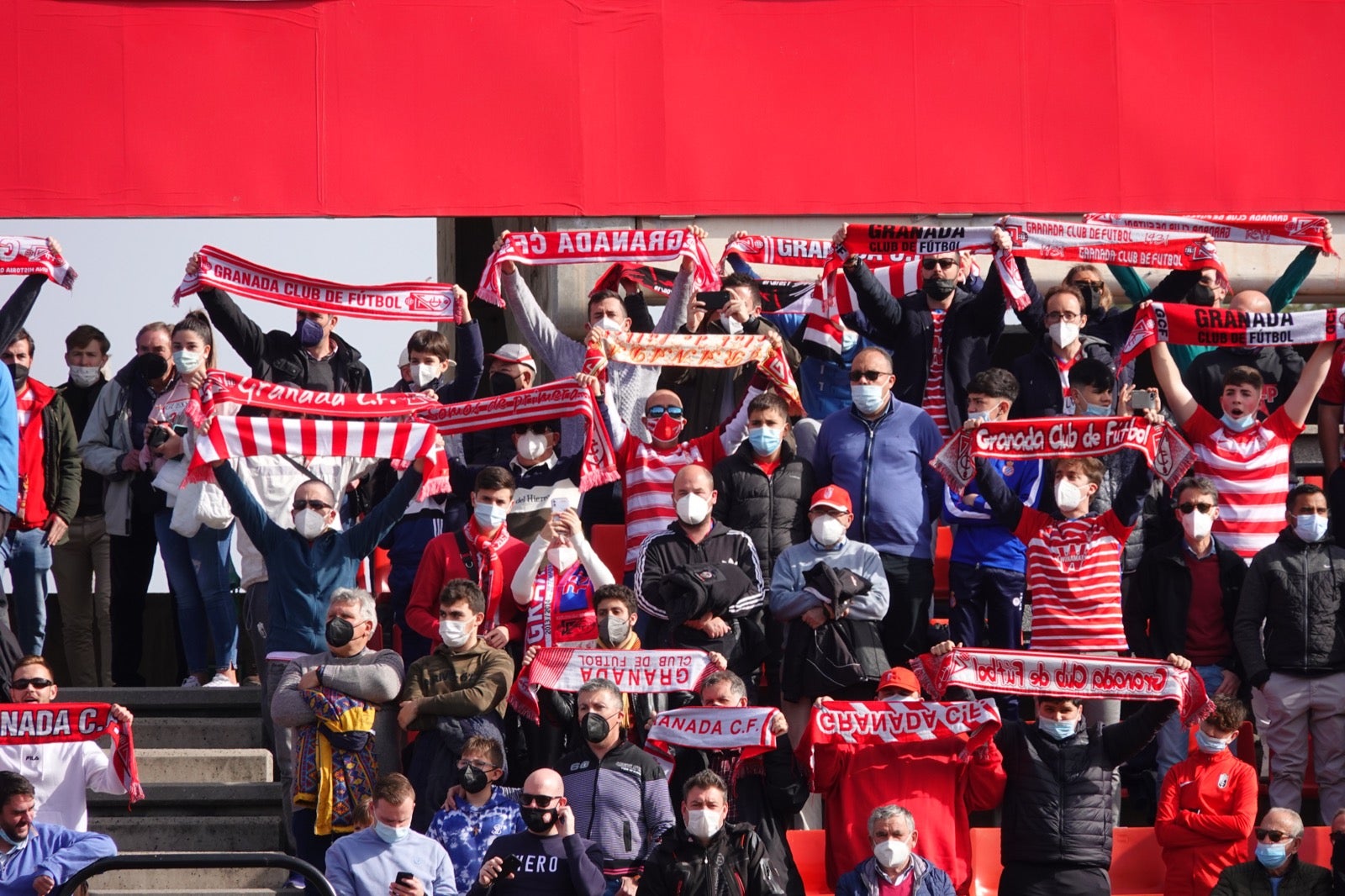 ¿Has estado en el partido entre Granada y Osasuna? Aquí puedes verte en tu localidad