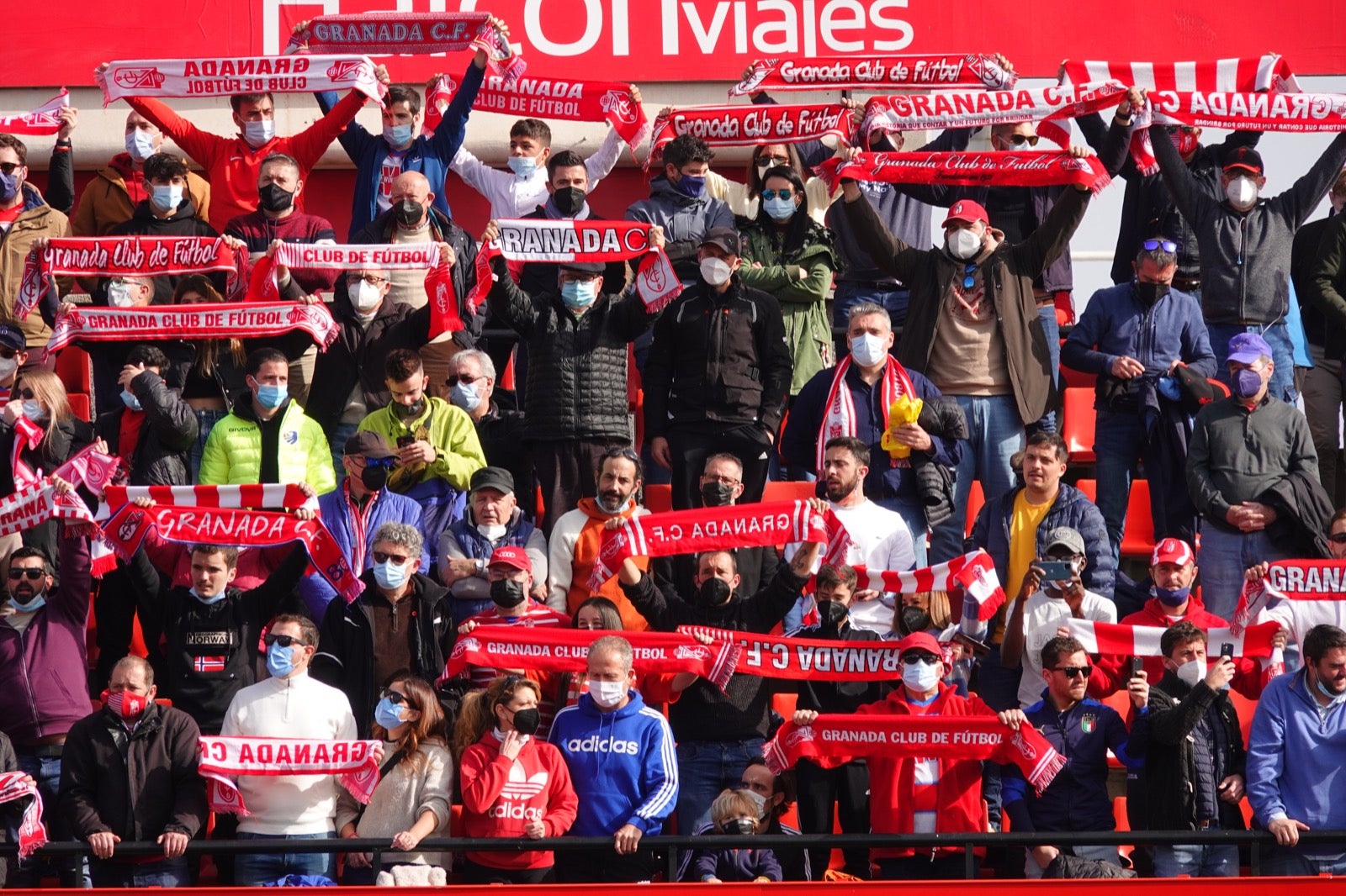 ¿Has estado en el partido entre Granada y Osasuna? Aquí puedes verte en tu localidad