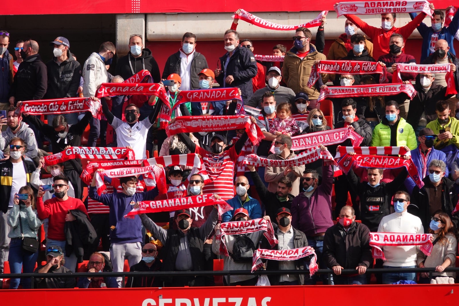 ¿Has estado en el partido entre Granada y Osasuna? Aquí puedes verte en tu localidad