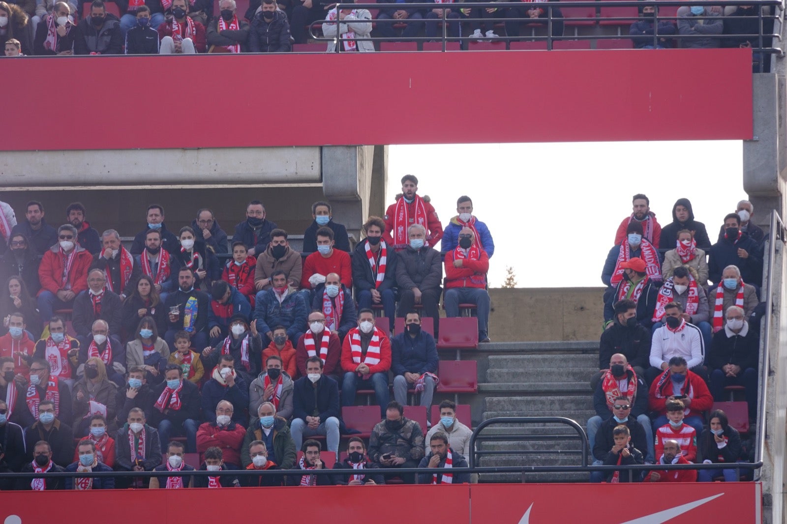 ¿Has estado en el partido entre Granada y Osasuna? Aquí puedes verte en tu localidad