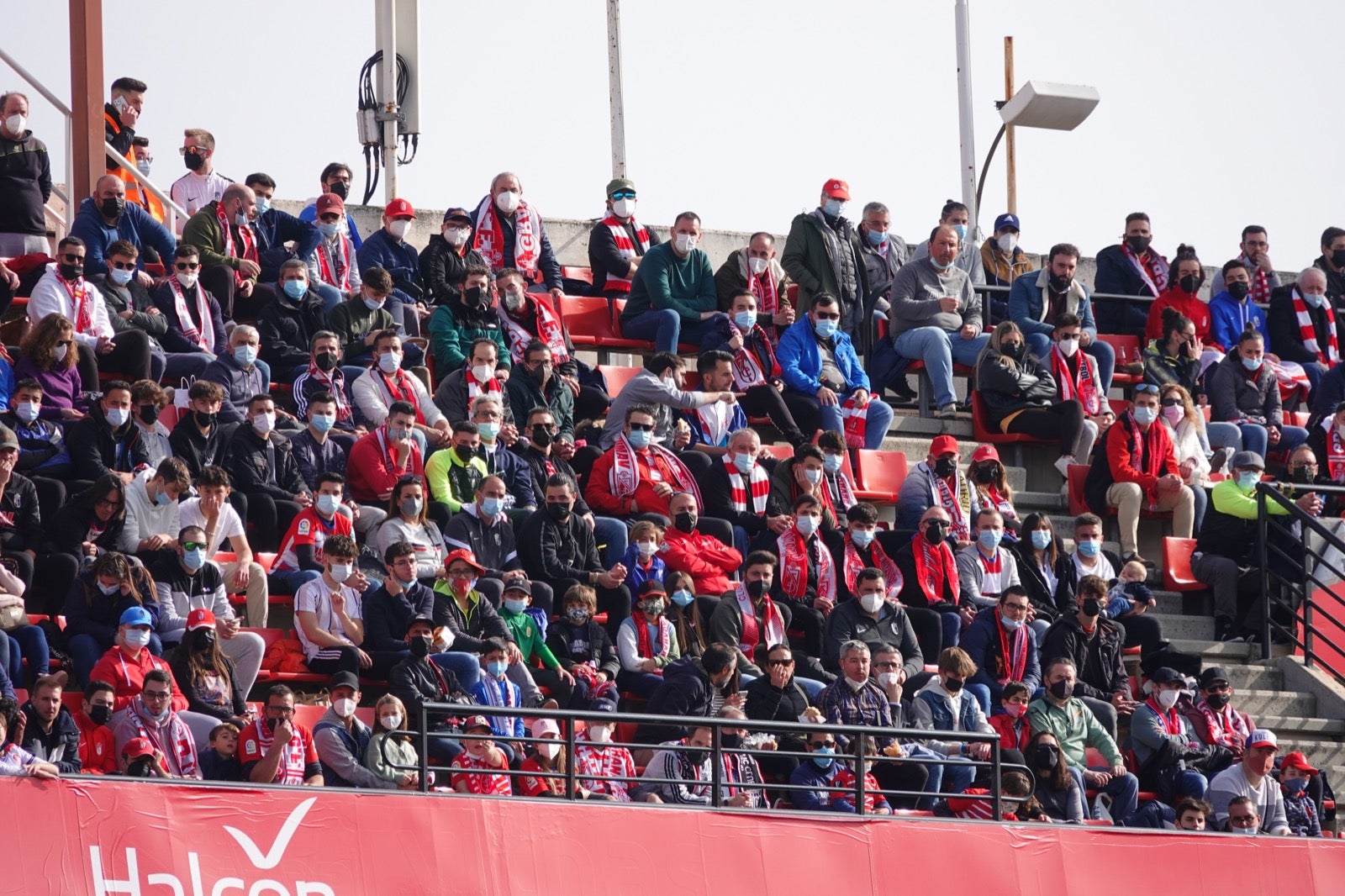 ¿Has estado en el partido entre Granada y Osasuna? Aquí puedes verte en tu localidad
