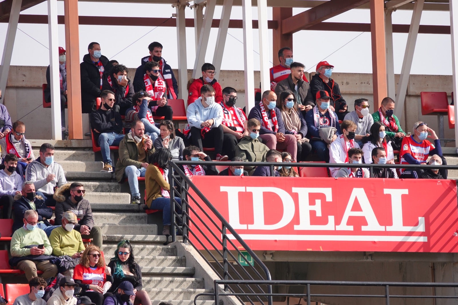¿Has estado en el partido entre Granada y Osasuna? Aquí puedes verte en tu localidad