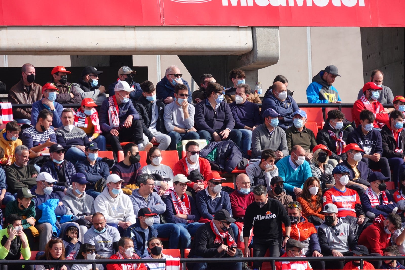 ¿Has estado en el partido entre Granada y Osasuna? Aquí puedes verte en tu localidad