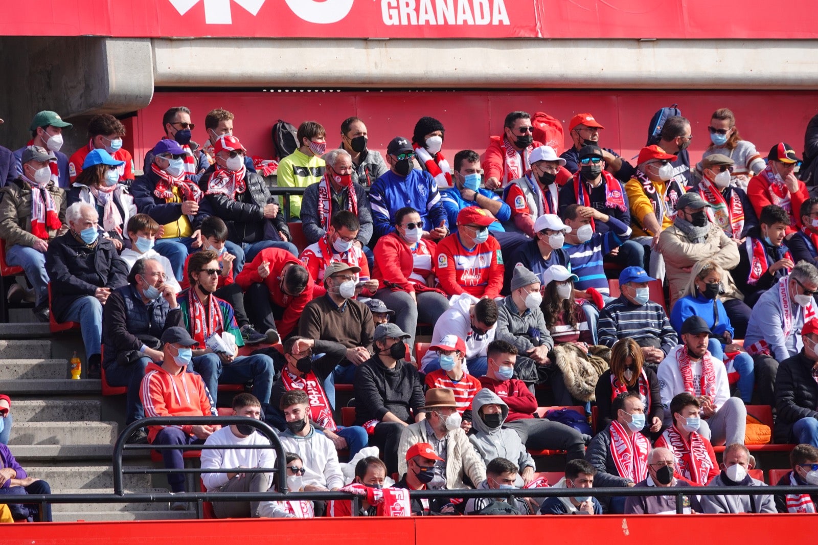 ¿Has estado en el partido entre Granada y Osasuna? Aquí puedes verte en tu localidad