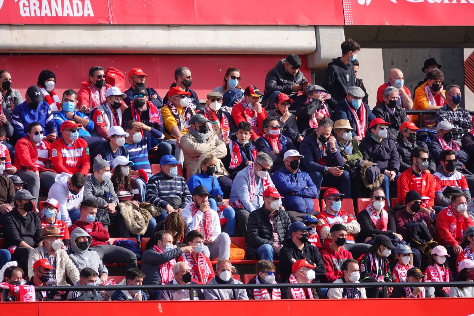 ¿Has estado en el partido entre Granada y Osasuna? Aquí puedes verte en tu localidad